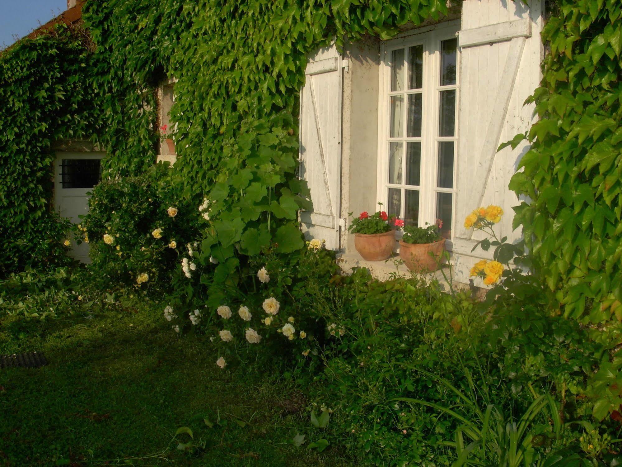 Le Clos Du Golf Dame-Marie-les-Bois Esterno foto