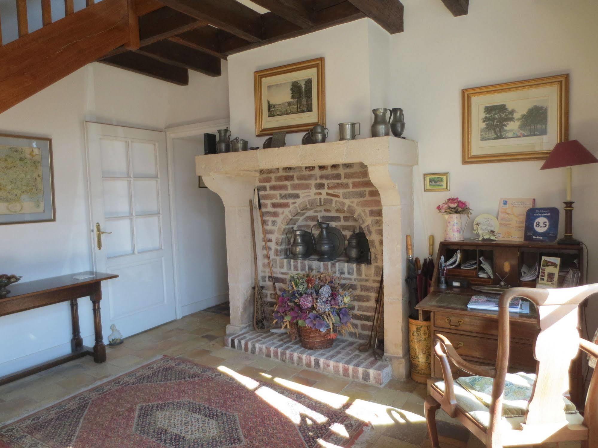 Le Clos Du Golf Dame-Marie-les-Bois Esterno foto